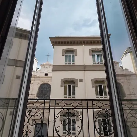 Luxury And Exclusive Bovio Square House Apartamento Nápoles