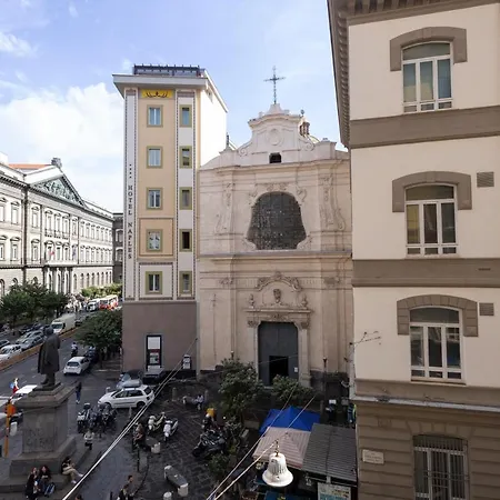 Luxury And Exclusive Bovio Square House * Nápoles