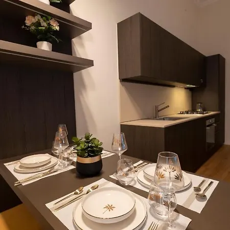 Luxury And Exclusive Bovio Square House Napoli